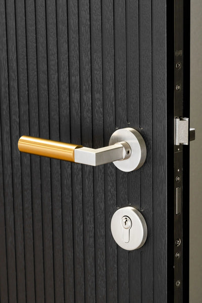 Satin Nickel / Brushed Brass